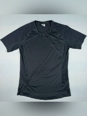 Gymshark Apex Seamless Performance Training T-Shirt Size MED Black Short Sleeve
